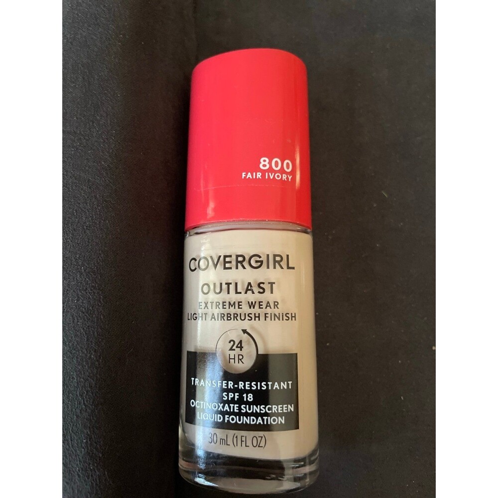 COVERGIRL Outlast Extreme Wear Liquid Foundation Fair Ivory SPF 18